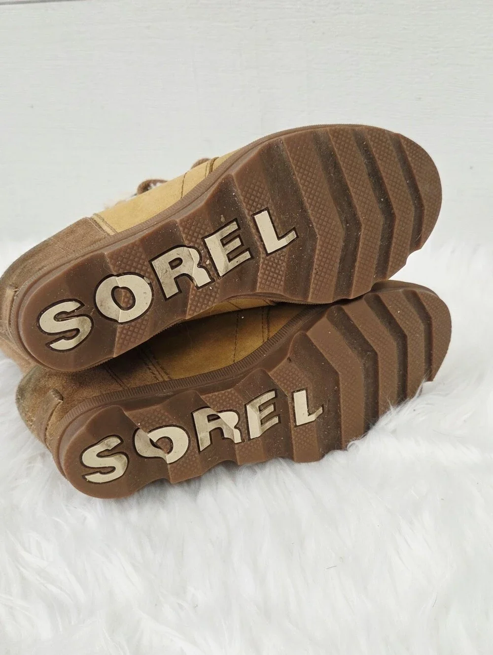 Sorel Tan Suede Shearling-Lined Lace-Up Wedge Winter Boots Joan Of Artic 7